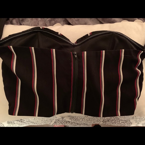 Windsor store pin stripe sleeved crop top - Picture 3 of 6